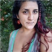 Con la mitad del profesorado en Lengua y Literatura, experiencia en educación media de adultos y adolescentes, ofrezco mis clases a toda aquel que esté transitando la educación media o desee aprender el idioma